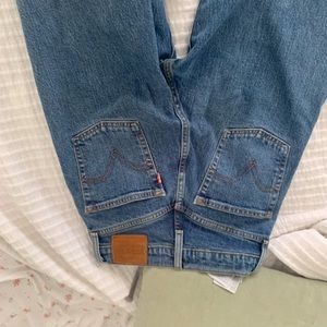 Levi’s rib cage jeans
